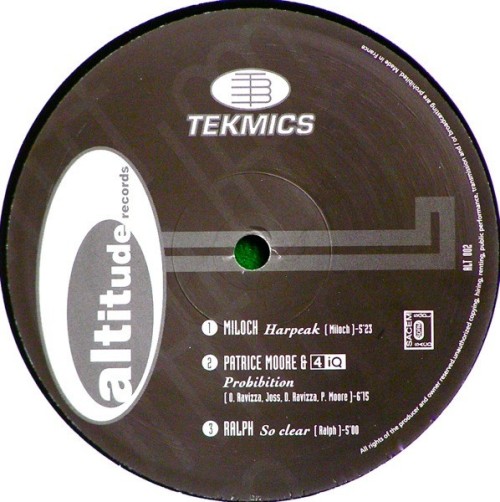 R-1170117-1289572044.jpg